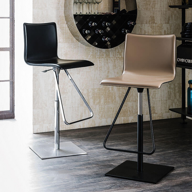 Итальянский барный стул Cattelan Italia Toto sgabello