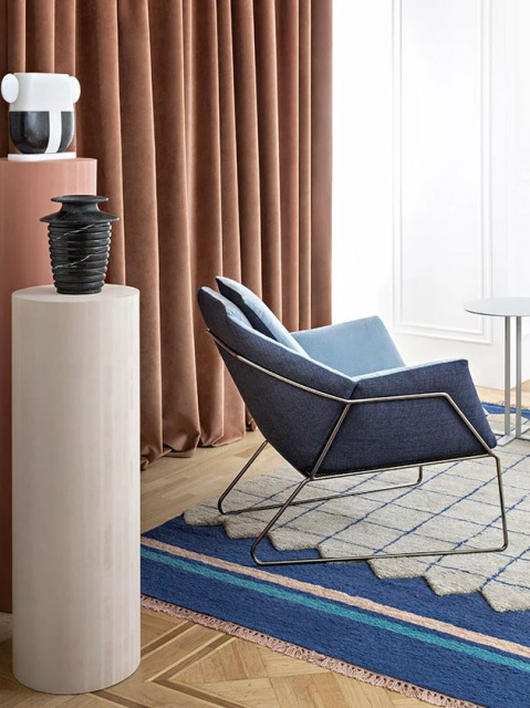 Итальянское кресло Saba New York Armchair