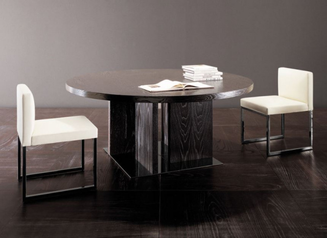 Итальянский стол Toulouse от MInotti
