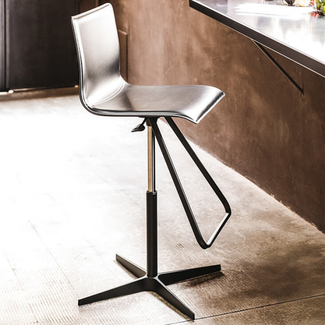 Итальянский барный стул Cattelan Italia Toto X sgabello