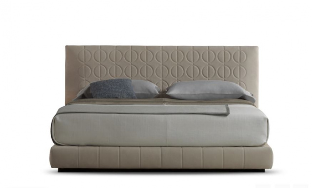 Итальянская кровать Curtis от MInotti